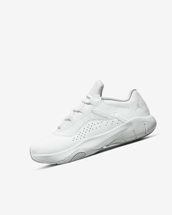 Buty Do Koszykówki Chłopięce Nike Air Jordan 11 CMFT Low Białe Platyna | PL_2348