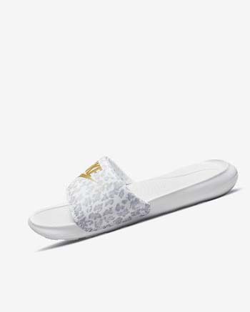 Klapki Damskie Nike Victori One Białe Szare Platyna Metal Złote | PL_4982
