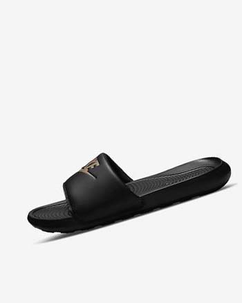 Klapki Męskie Nike Victori One Czarne Metal Złote | PL_2368